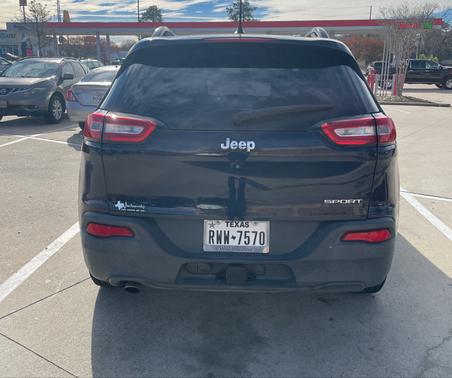 2015 Jeep Cherokee Sport