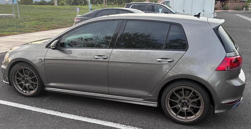 Gray 2017 Volkswagen Golf R 4-Door w/DCC & Navigation