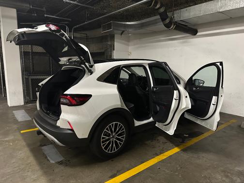 2024 Ford Escape PHEV Base