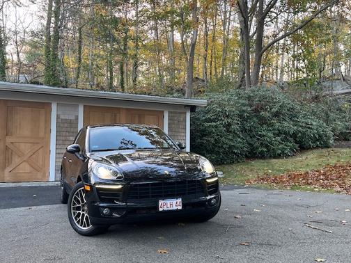 2018 Porsche Macan Macan