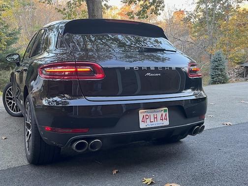 2018 Porsche Macan Macan