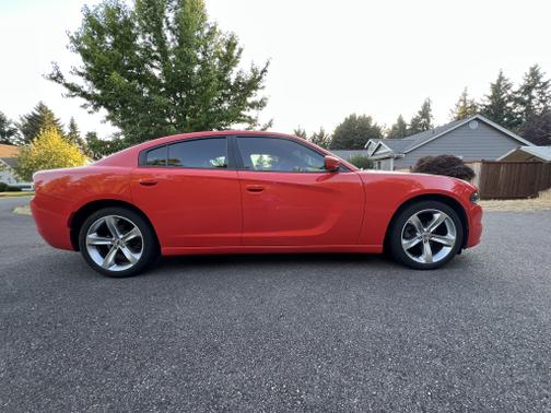 2018 Dodge Charger SXT Plus