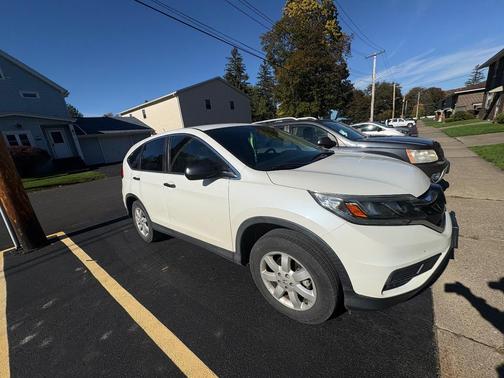 White 2015 Honda CR-V LX