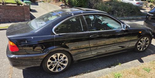 Black 2004 BMW 330 Ci