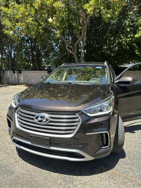 Brown 2017 Hyundai SANTA FE SE