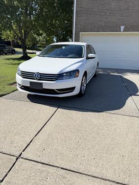 2013 Volkswagen Passat 2.5 SE