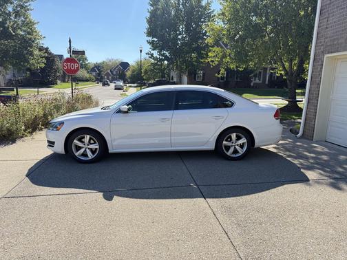 2013 Volkswagen Passat 2.5 SE
