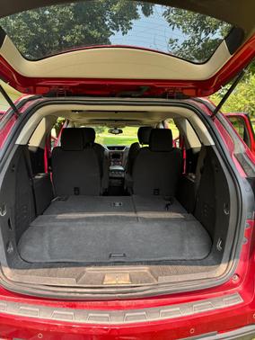 Red 2013 Chevrolet Traverse 1LT