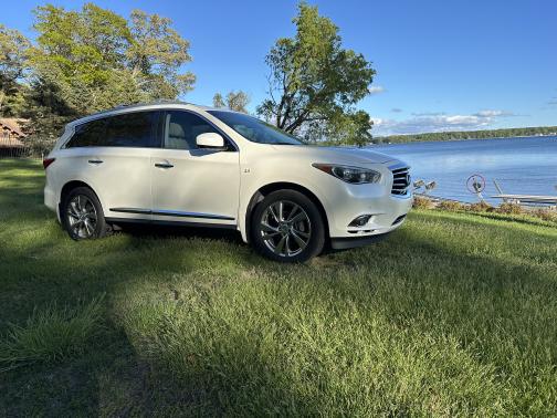 2015 INFINITI QX60 Base