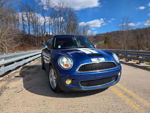 2007 MINI Cooper S Base