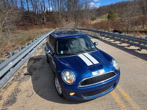 2007 MINI Cooper S Base