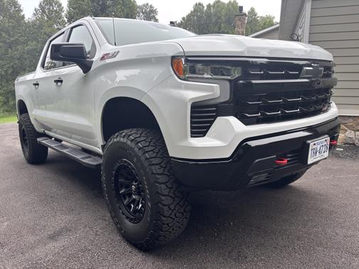 2025 Chevrolet Silverado 1500 LT Trail Boss