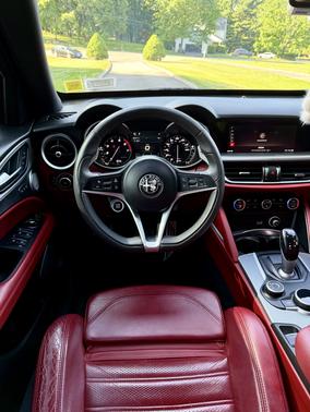 Black 2018 Alfa Romeo Stelvio Ti Sport