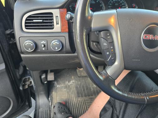 2013 GMC Yukon XL 1500 SLT
