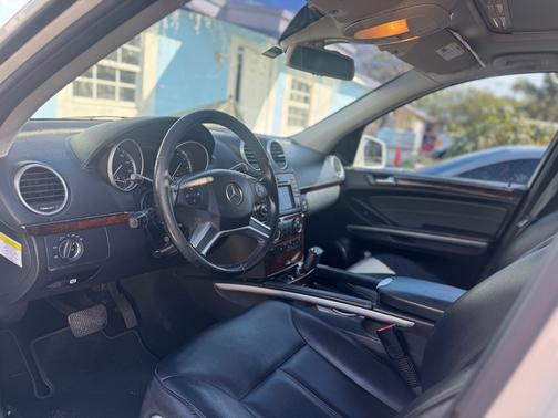 White 2012 Mercedes-Benz GL-Class GL 450 4MATIC