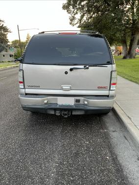 Silver 2004 GMC Yukon Denali
