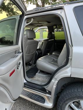 Silver 2004 GMC Yukon Denali
