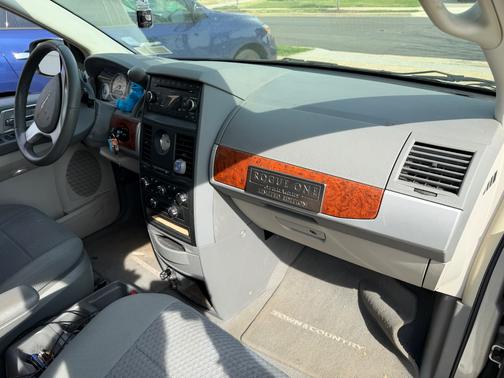 2008 Chrysler Town & Country Touring