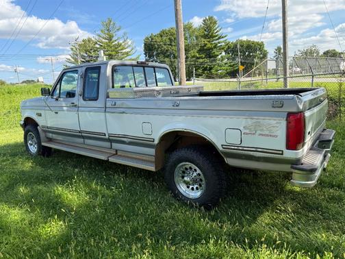 Gray 1995 Ford F-250 XL SuperCab H/D
