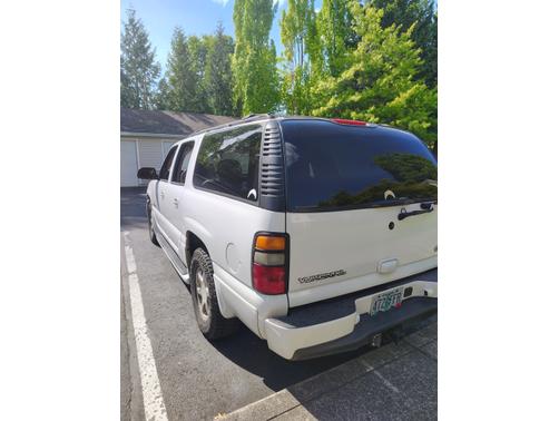 2004 GMC Yukon XL Denali