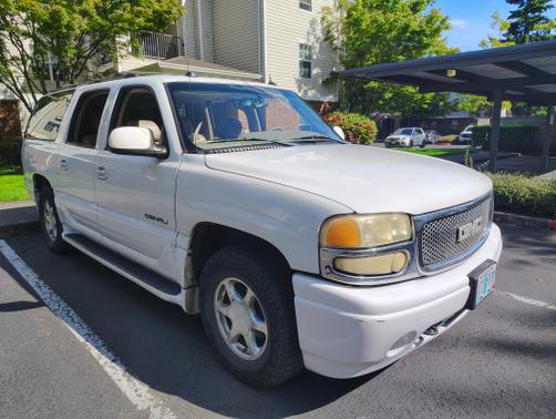2004 GMC Yukon XL Denali