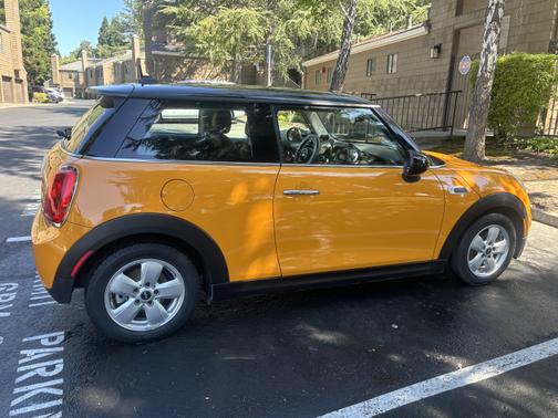 2014 MINI Hardtop Cooper