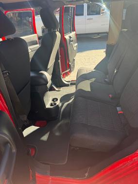 2011 Jeep Wrangler Unlimited Sahara