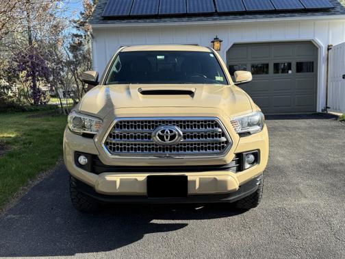 2016 Toyota Tacoma TRD Sport