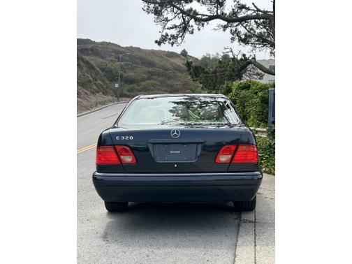 1998 Mercedes-Benz E-Class E320