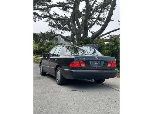 1998 Mercedes-Benz E-Class E320