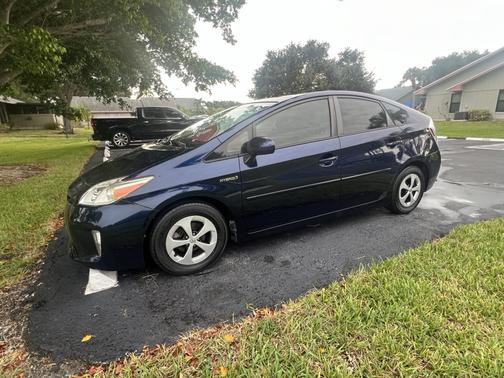 2015 Toyota Prius Five