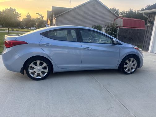 Blue 2013 Hyundai ELANTRA Limited