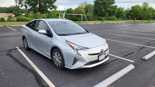 Silver 2017 Toyota Prius One
