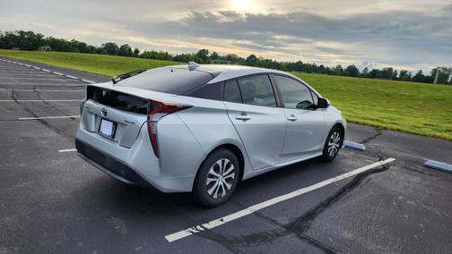 Silver 2017 Toyota Prius One