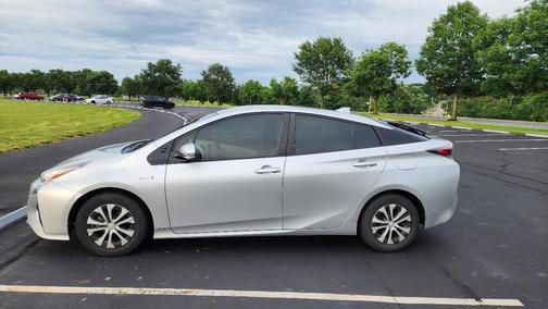 Silver 2017 Toyota Prius One