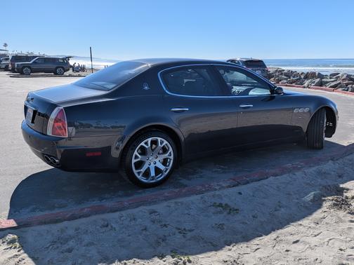 Black 2007 Maserati Quattroporte Executive GT