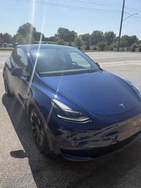 Blue 2022 Tesla Model Y Performance