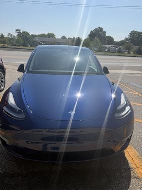 Blue 2022 Tesla Model Y Performance