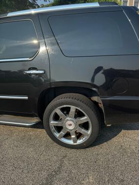 2009 Cadillac Escalade Base