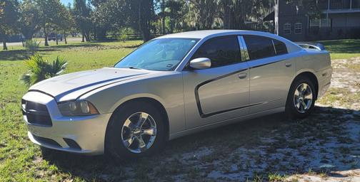 2012 Dodge Charger SE