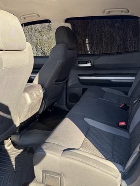 2014 Toyota Tundra SR5