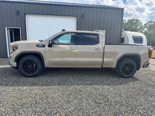 Beige 2022 GMC Sierra 1500 Elevation