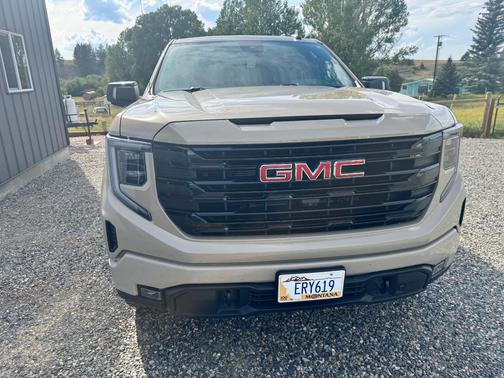 Beige 2022 GMC Sierra 1500 Elevation