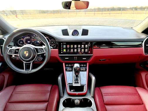 2022 Porsche Cayenne Cayenne