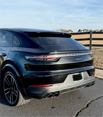 2022 Porsche Cayenne Cayenne