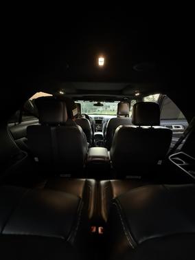 Black 2019 Ford Explorer Platinum