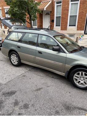 2004 Subaru Outback Base