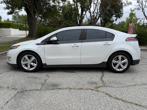 2015 Chevrolet Volt Base