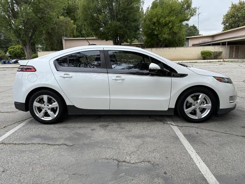 2015 Chevrolet Volt Base