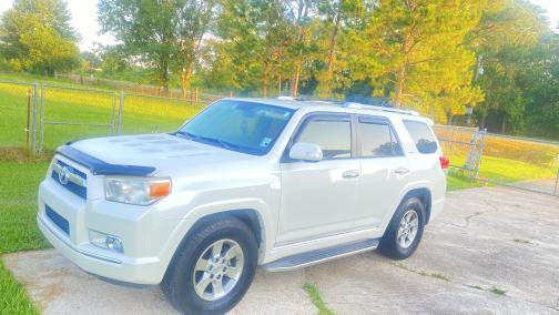 Photo 1 of 30 of 2013 Toyota 4Runner SR5